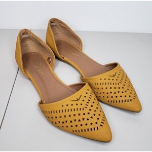 Madden Girl Yellow Pointed Toe Flats Cutout Design Slip On Women's Size 8.5